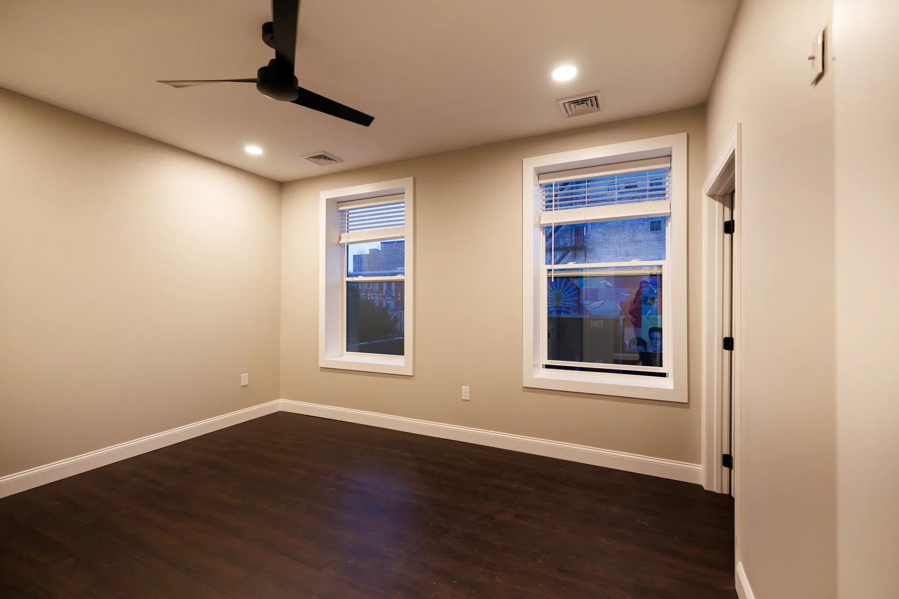 Interior view 10 of the second floor residence at 515–517 Lackawanna Avenue