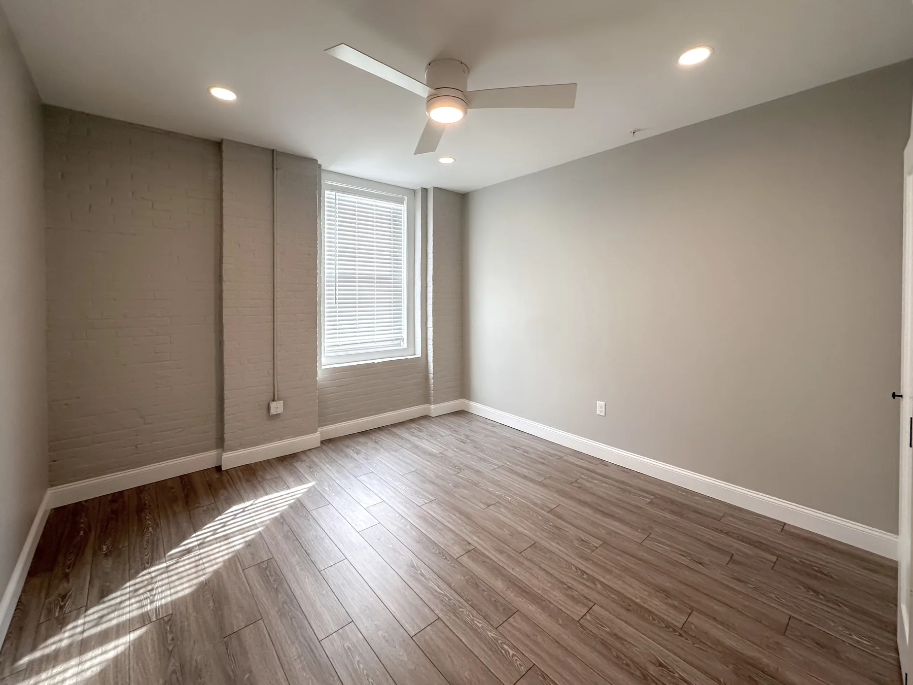 Interior view 1 of Unit 202 at 519 Lofts