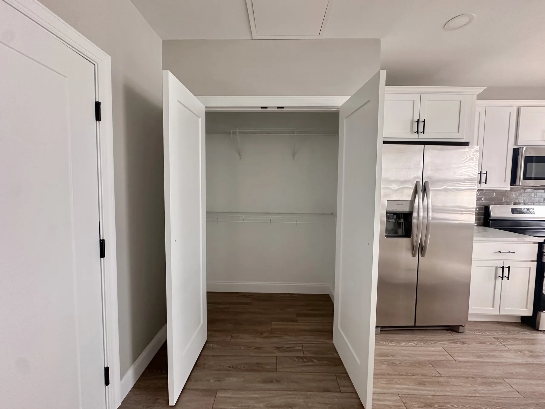 Interior view 7 of Unit 202 at 519 Lofts
