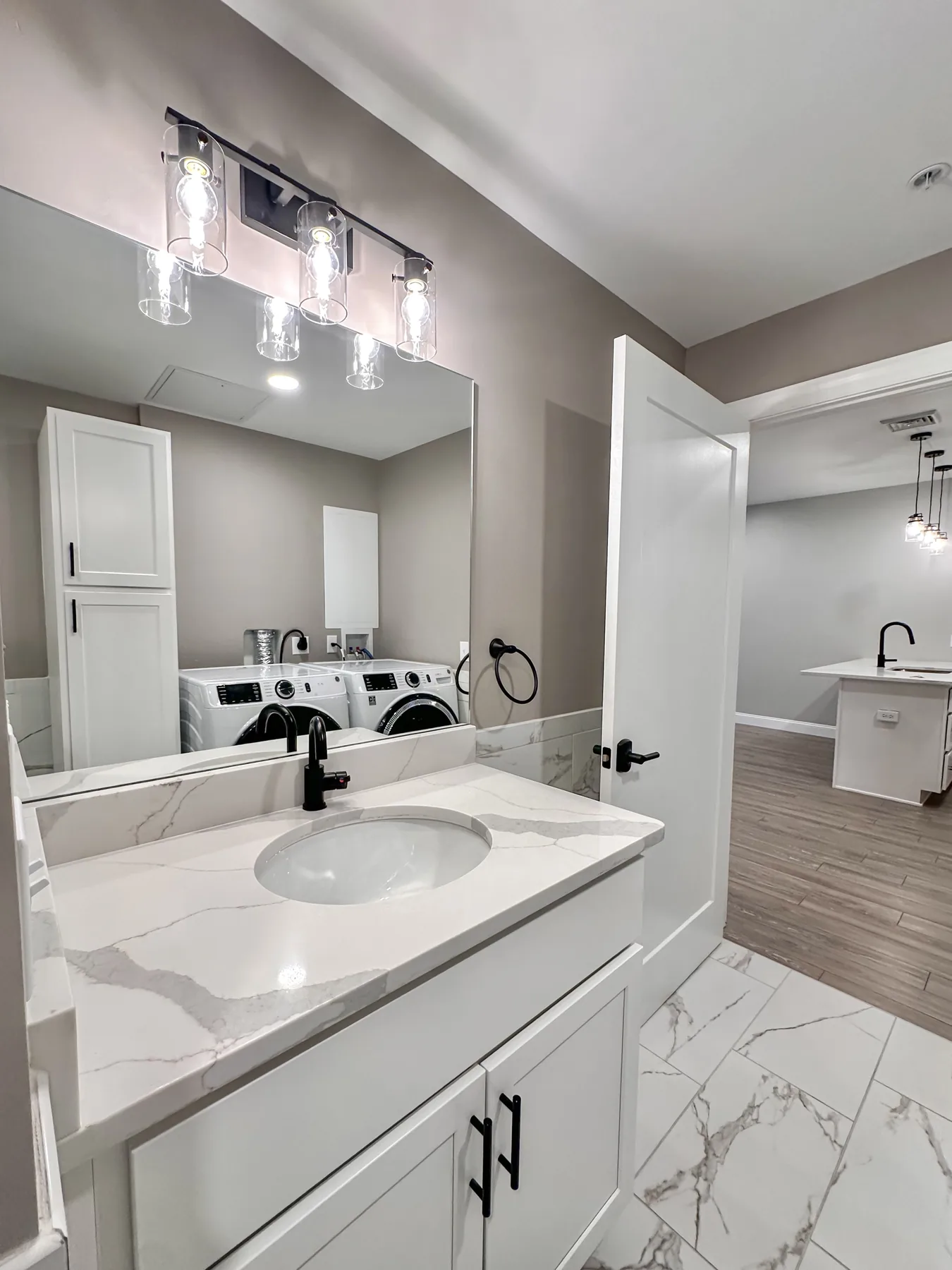 Interior view 4 of Unit 304 at 519 Lofts